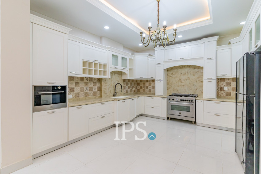 5 Bedroom Villa For Rent - Elite Town, TonleBassac, Phnom Penh