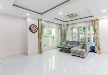 5 Bedroom Villa For Rent - Elite Town, TonleBassac, Phnom Penh thumbnail