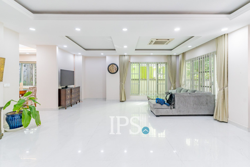5 Bedroom Villa For Rent - Elite Town, TonleBassac, Phnom Penh
