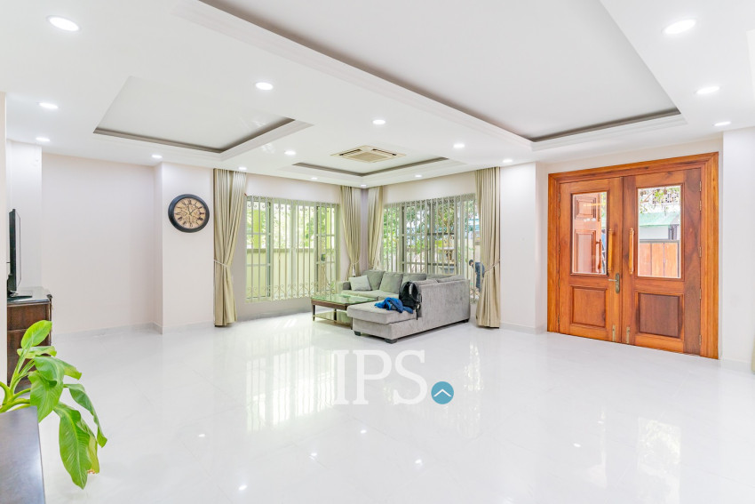 5 Bedroom Villa For Rent - Elite Town, TonleBassac, Phnom Penh
