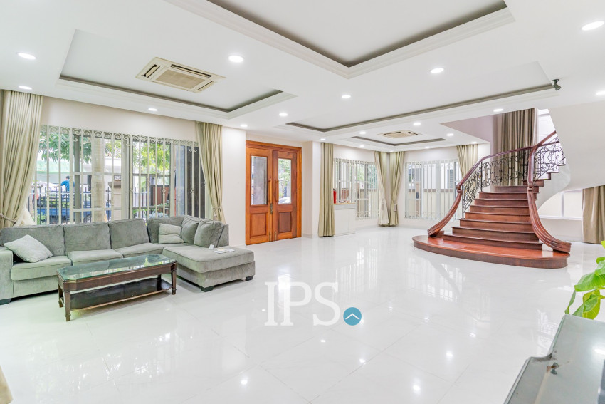 5 Bedroom Villa For Rent - Elite Town, TonleBassac, Phnom Penh