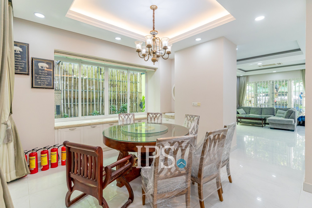 6 Bedroom Villa For Rent - Elite Town, Tonle Bassac, Phnom Penh - Image 13 6 Bedroom Villa For Rent - Elite Town, Tonle Bassac, Phnom Penh - Image 13