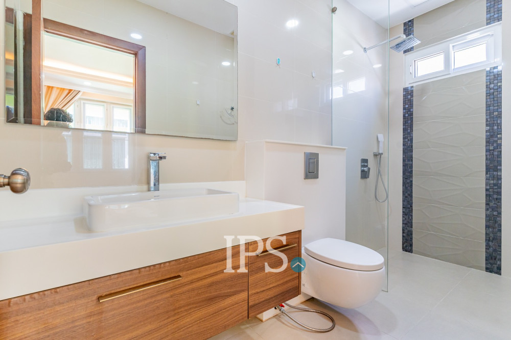 6 Bedroom Villa For Rent - Elite Town, Tonle Bassac, Phnom Penh - Image 49 6 Bedroom Villa For Rent - Elite Town, Tonle Bassac, Phnom Penh - Image 49
