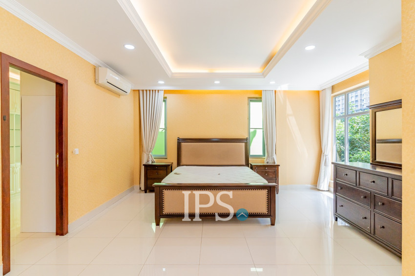 5 Bedroom Villa For Rent - Elite Town, TonleBassac, Phnom Penh
