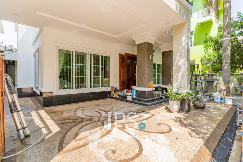 5 Bedroom Villa For Rent - Elite Town, TonleBassac, Phnom Penh
