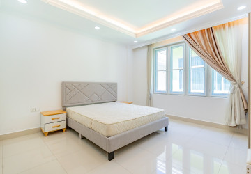 5 Bedroom Villa For Rent - Elite Town, TonleBassac, Phnom Penh thumbnail