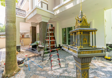 5 Bedroom Villa For Rent - Elite Town, TonleBassac, Phnom Penh thumbnail
