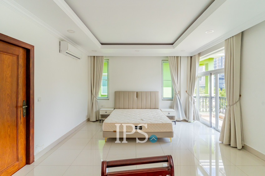 5 Bedroom Villa For Rent - Elite Town, TonleBassac, Phnom Penh