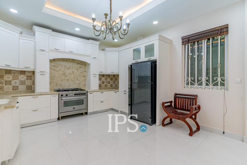 5 Bedroom Villa For Rent - Elite Town, TonleBassac, Phnom Penh