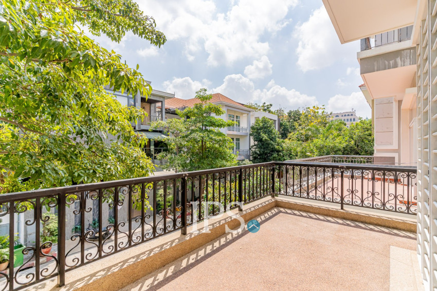 5 Bedroom Villa For Rent - Elite Town, TonleBassac, Phnom Penh