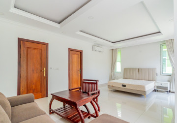5 Bedroom Villa For Rent - Elite Town, TonleBassac, Phnom Penh thumbnail