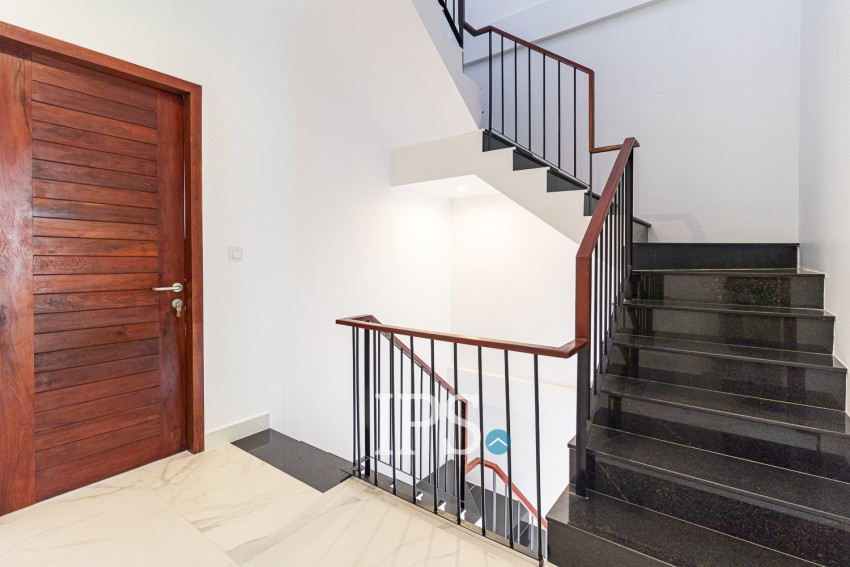 4 Bedroom Flat For Rent - Sala Kamreuk, Siem Reap