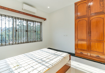 3 Bedroom Villa For Rent - Bassac Garden, Tonle Bassac, Phnom Penh thumbnail