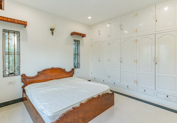 3 Bedroom Villa For Rent - Bassac Garden, Tonle Bassac, Phnom Penh thumbnail