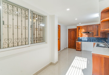 3 Bedroom Villa For Rent - Bassac Garden, Tonle Bassac, Phnom Penh thumbnail