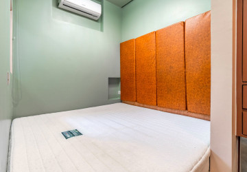 1 Bedroom Apartment For Rent - Sala Kamreuk, Siem Reap thumbnail