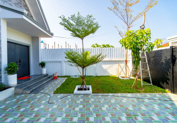 2 Bedroom House For Rent - Sala Kamreuk, Siem Reap thumbnail