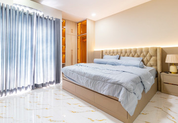 4 Bedroom Flat For Rent - Sambour, Siem Reap thumbnail