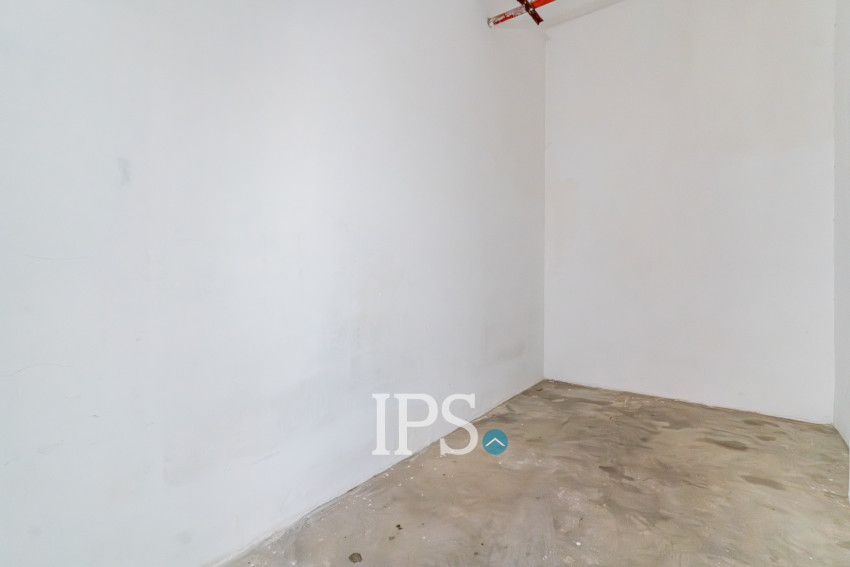 130 Sqm Retail Space For Rent - Chak Angrae Kraom, Phnom Penh