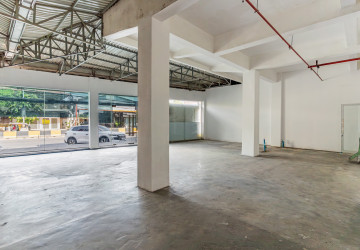 130 Sqm Retail Space For Rent - Chak Angrae Kraom, Phnom Penh thumbnail