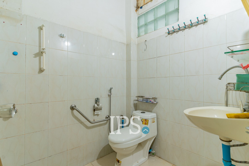 9 Bedroom Commercial Villa For Rent - BKK1, Phnom Penh