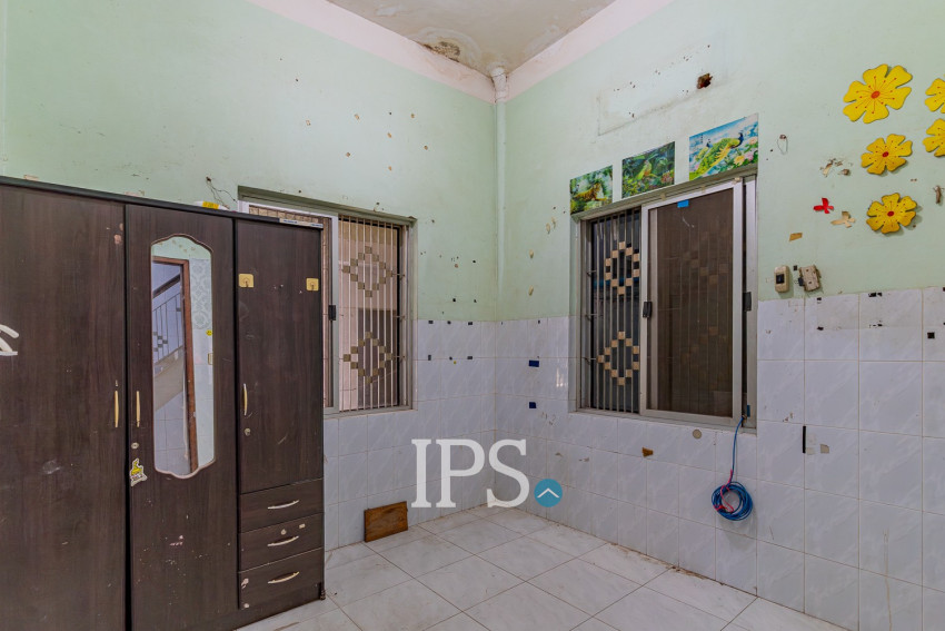 9 Bedroom Commercial Villa For Rent - BKK1, Phnom Penh