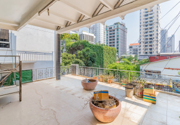 9 Bedroom Commercial Villa For Rent - BKK1, Phnom Penh thumbnail