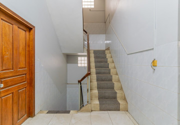 9 Bedroom Commercial Villa For Rent - BKK1, Phnom Penh thumbnail