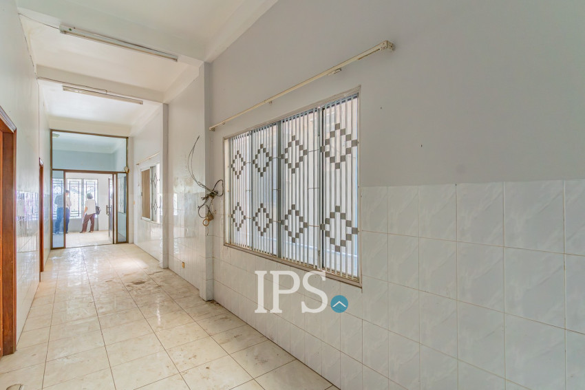 9 Bedroom Commercial Villa For Rent - BKK1, Phnom Penh