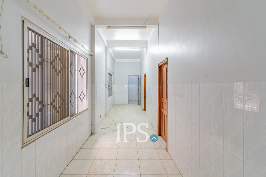 9 Bedroom Commercial Villa For Rent - BKK1, Phnom Penh