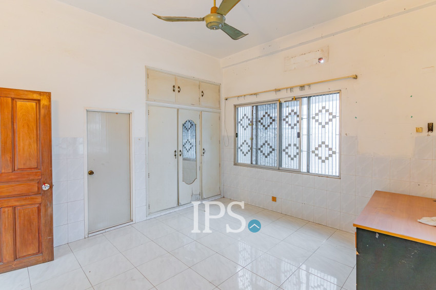 9 Bedroom Commercial Villa For Rent - BKK1, Phnom Penh