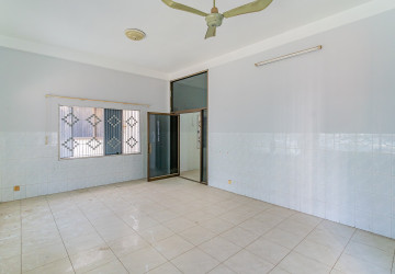 9 Bedroom Commercial Villa For Rent - BKK1, Phnom Penh thumbnail