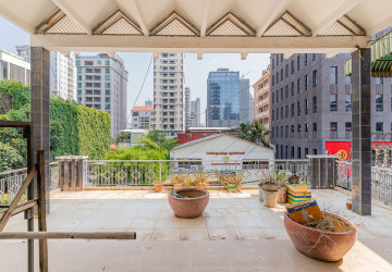 9 Bedroom Commercial Villa For Rent - BKK1, Phnom Penh thumbnail