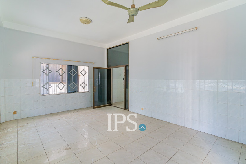 9 Bedroom Commercial Villa For Rent - BKK1, Phnom Penh