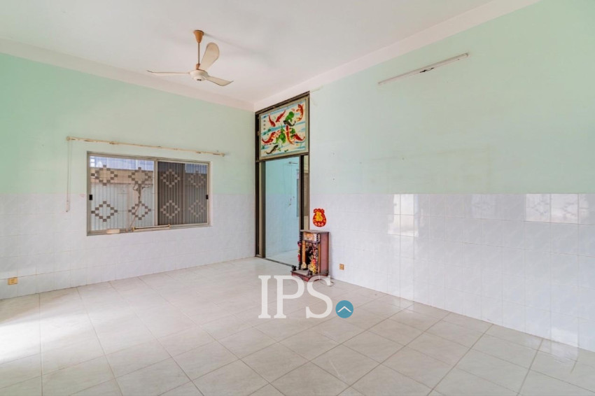 9 Bedroom Commercial Villa For Rent - BKK1, Phnom Penh
