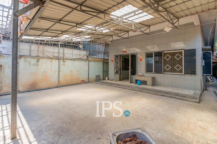 9 Bedroom Commercial Villa For Rent - BKK1, Phnom Penh
