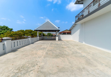 2 Bedroom Apartment For Rent - Svay Dangkum, Siem Reap thumbnail