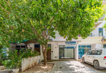 4 Bedroom Villa For Rent - Camko City, Phnom Penh Thmey, Phnom Penh thumbnail