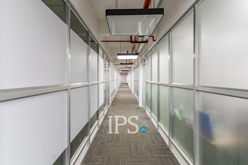 48 Sqm Retail Space For Rent - Chak Angrae Kraom, Phnom Penh