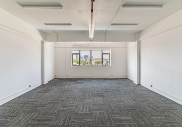 48 Sqm Retail Space For Rent - Chak Angrae Kraom, Phnom Penh thumbnail