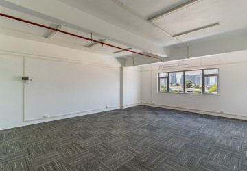 48 Sqm Retail Space For Rent - Chak Angrae Kraom, Phnom Penh thumbnail