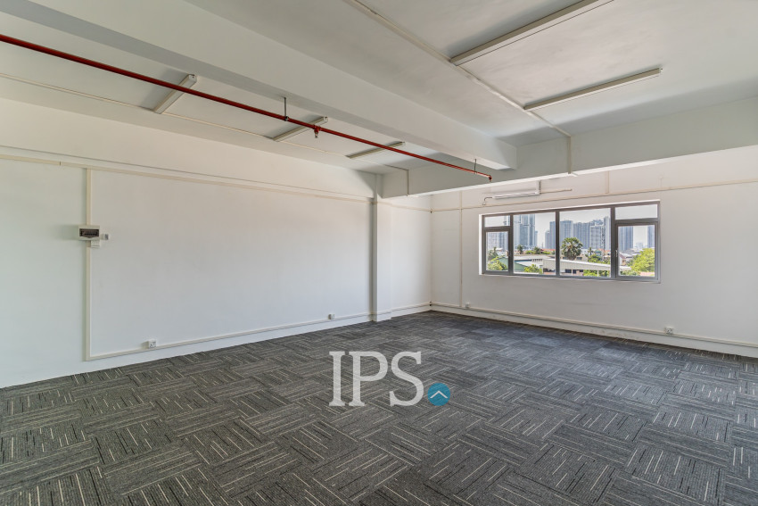 48 Sqm Retail Space For Rent - Chak Angrae Kraom, Phnom Penh