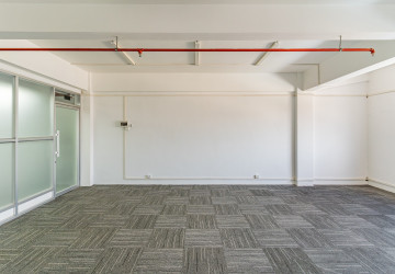 48 Sqm Retail Space For Rent - Chak Angrae Kraom, Phnom Penh thumbnail