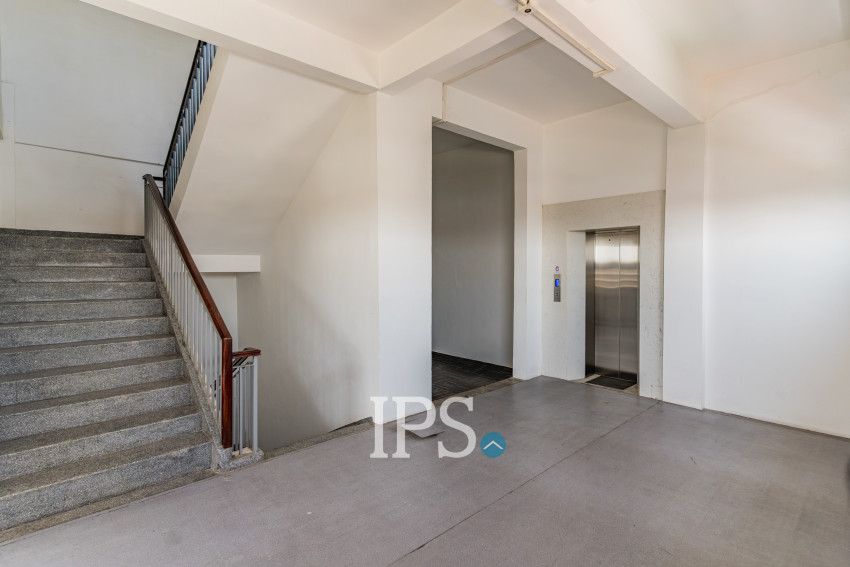 36 Sqm Retail Space For Rent - Chak Angrae Kraom, Phnom Penh