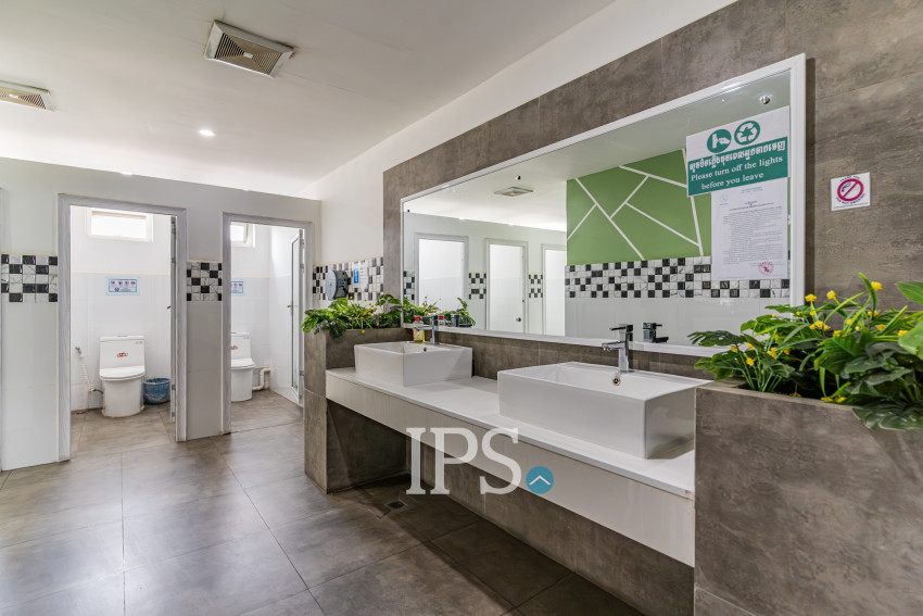 36 Sqm Retail Space For Rent - Chak Angrae Kraom, Phnom Penh