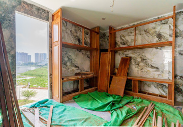 4 Bedroom Villa For Sale - Tonle Bassac, Phnom Penh thumbnail