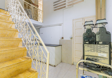 168 Sqm Retail Space For Rent - BKK1, Phnom Penh thumbnail