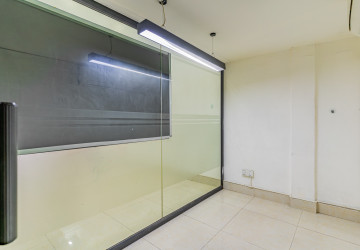 168 Sqm Retail Space For Rent - BKK1, Phnom Penh thumbnail