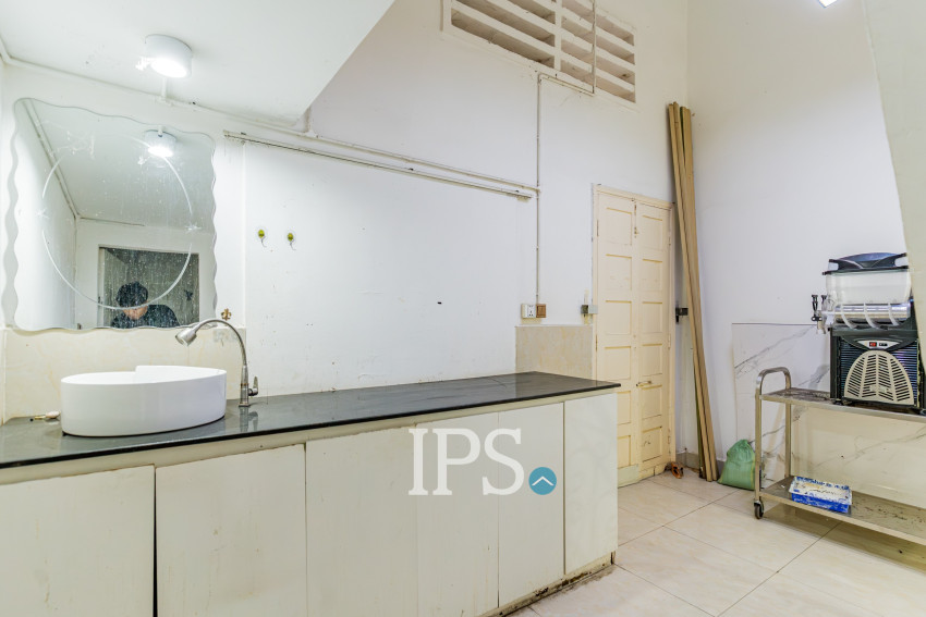 168 Sqm Retail Space For Rent - BKK1, Phnom Penh