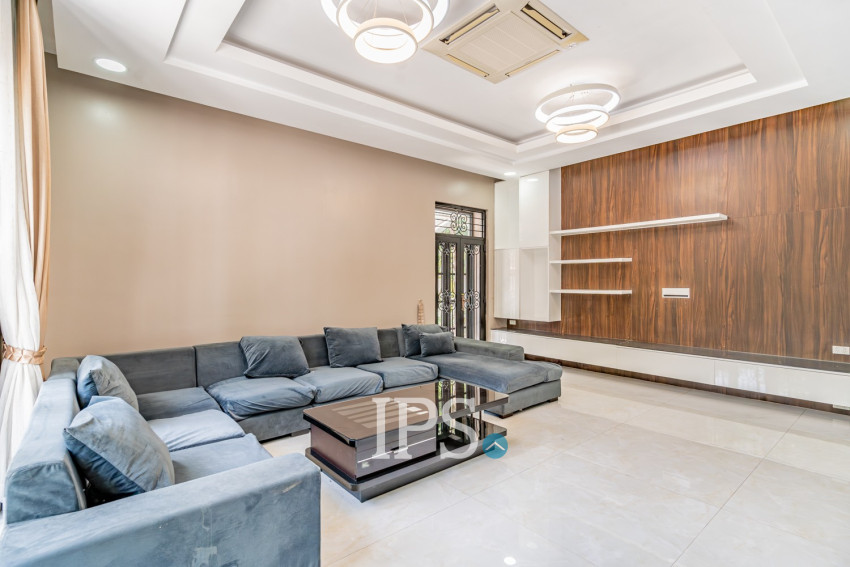 6 Bedroom Villa For Rent - Villa Town, Chak Angrae Kraom, Phnom Penh